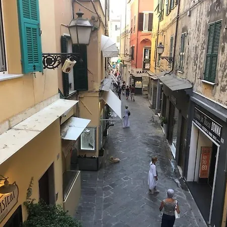 別荘 Budello Di Alassio, Ampio Con Box *