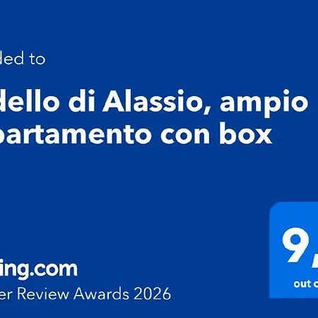 Budello Di Alassio, Ampio Con Box Vicino Al Mare *