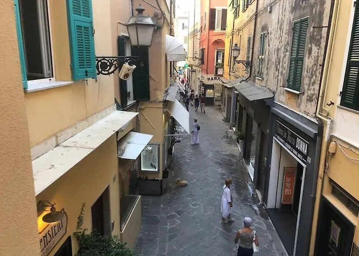 Tatil Evi Budello Di Alassio, Ampio Con Box *